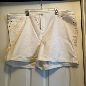 Celebrity Pink white denim shorts